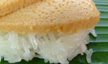 Custard with Sticky Rice